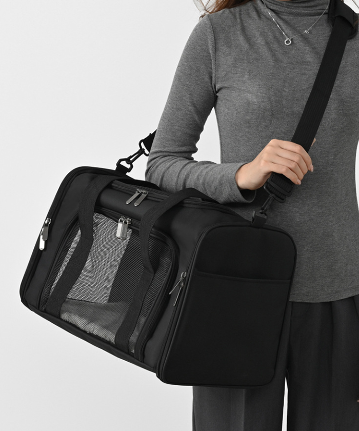 Premium Pet Travel & Car Carrier Bag – Breathable, Foldable Dog & Cat Backpack with Full Access Design